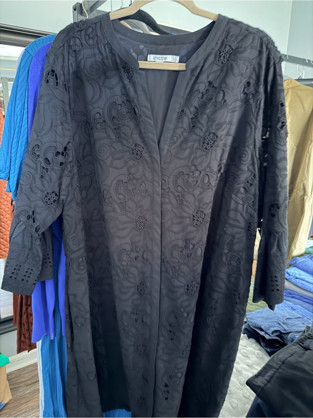 Chico's Black Embroidered V-Neck Dress - Size 20 (Chicos size 4)